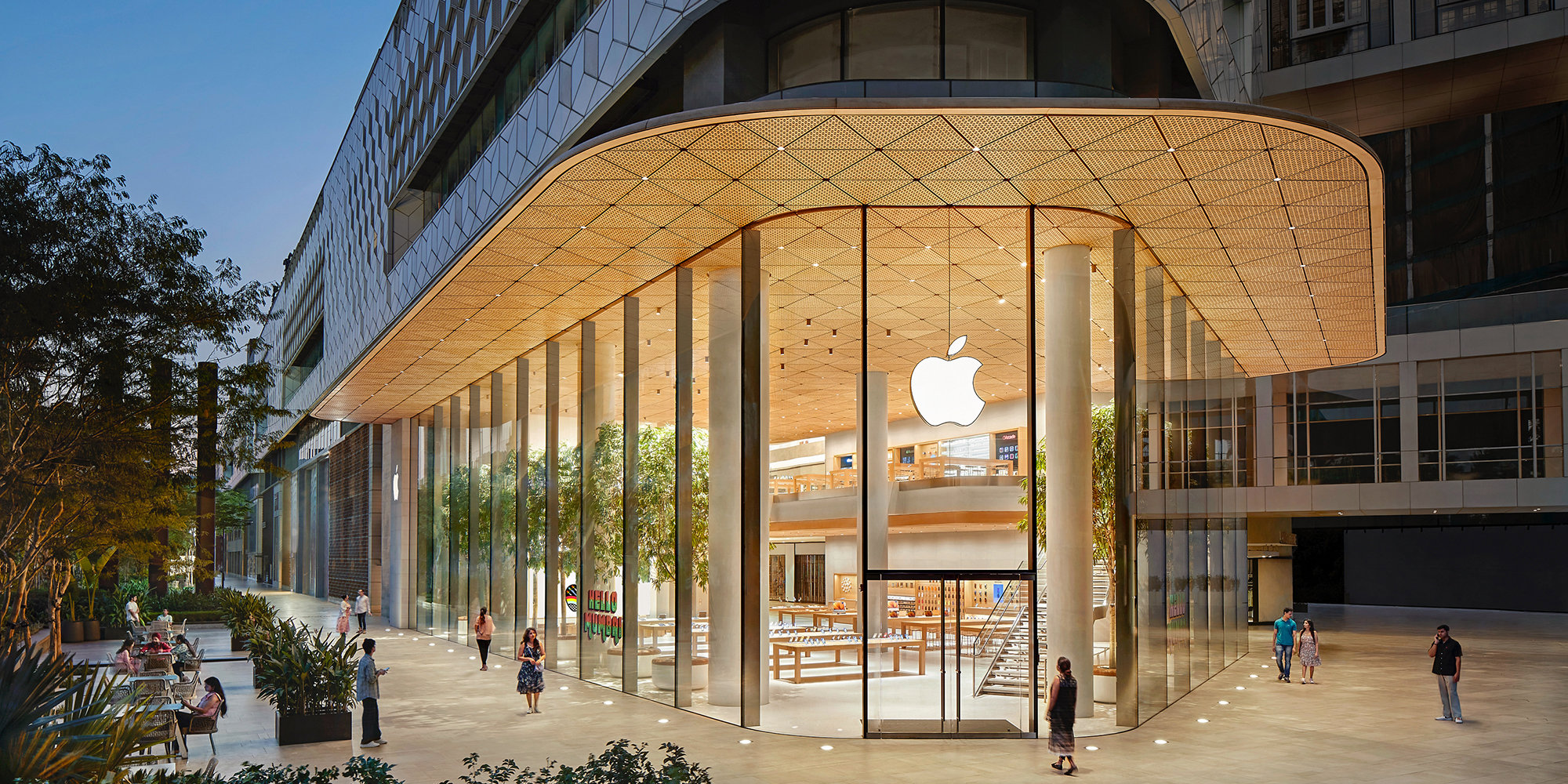 designed by foster + partners, first apple flagship store in india