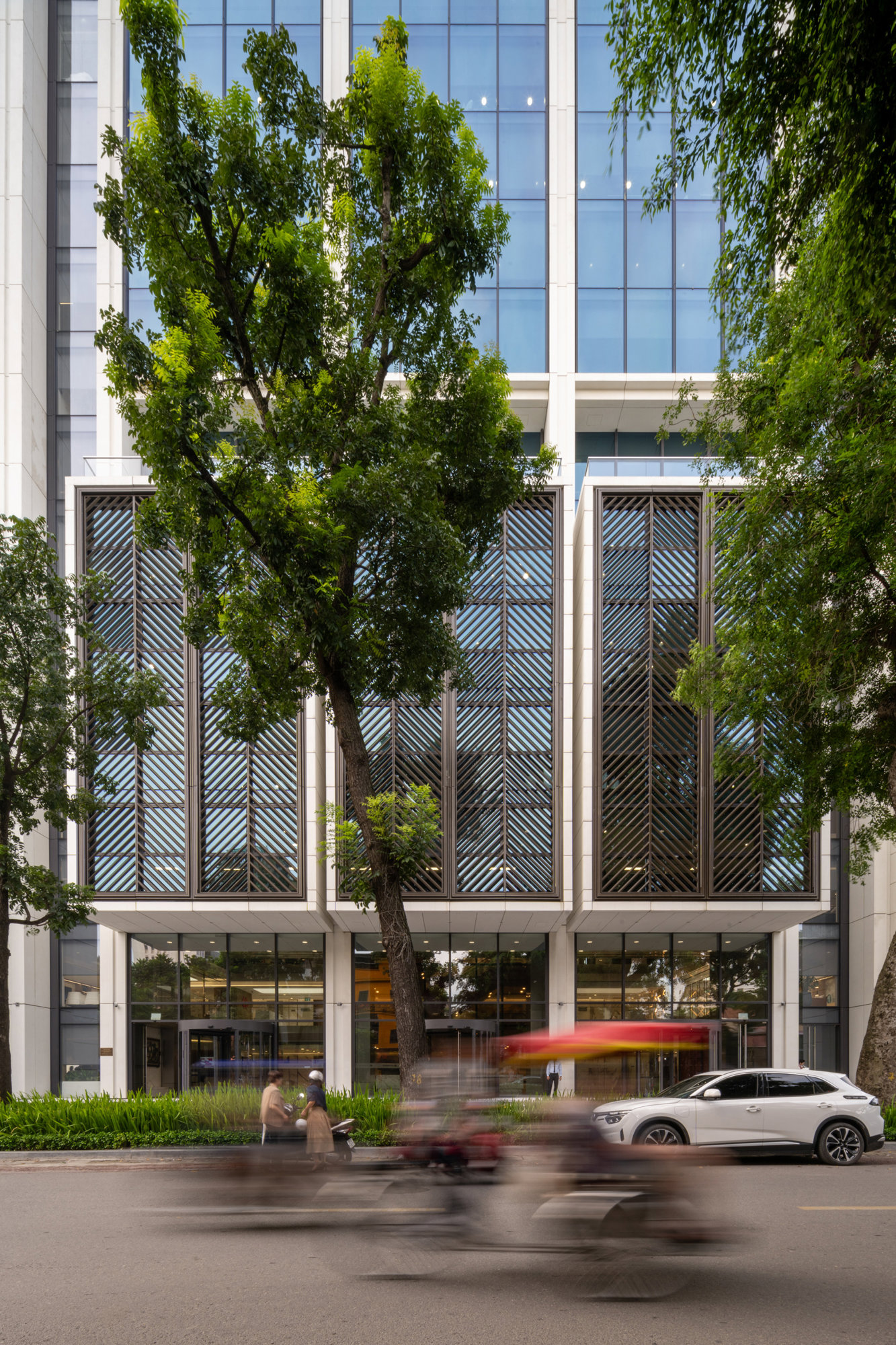 Foster + Partners Completes New Hanoi Hq For Techcombank