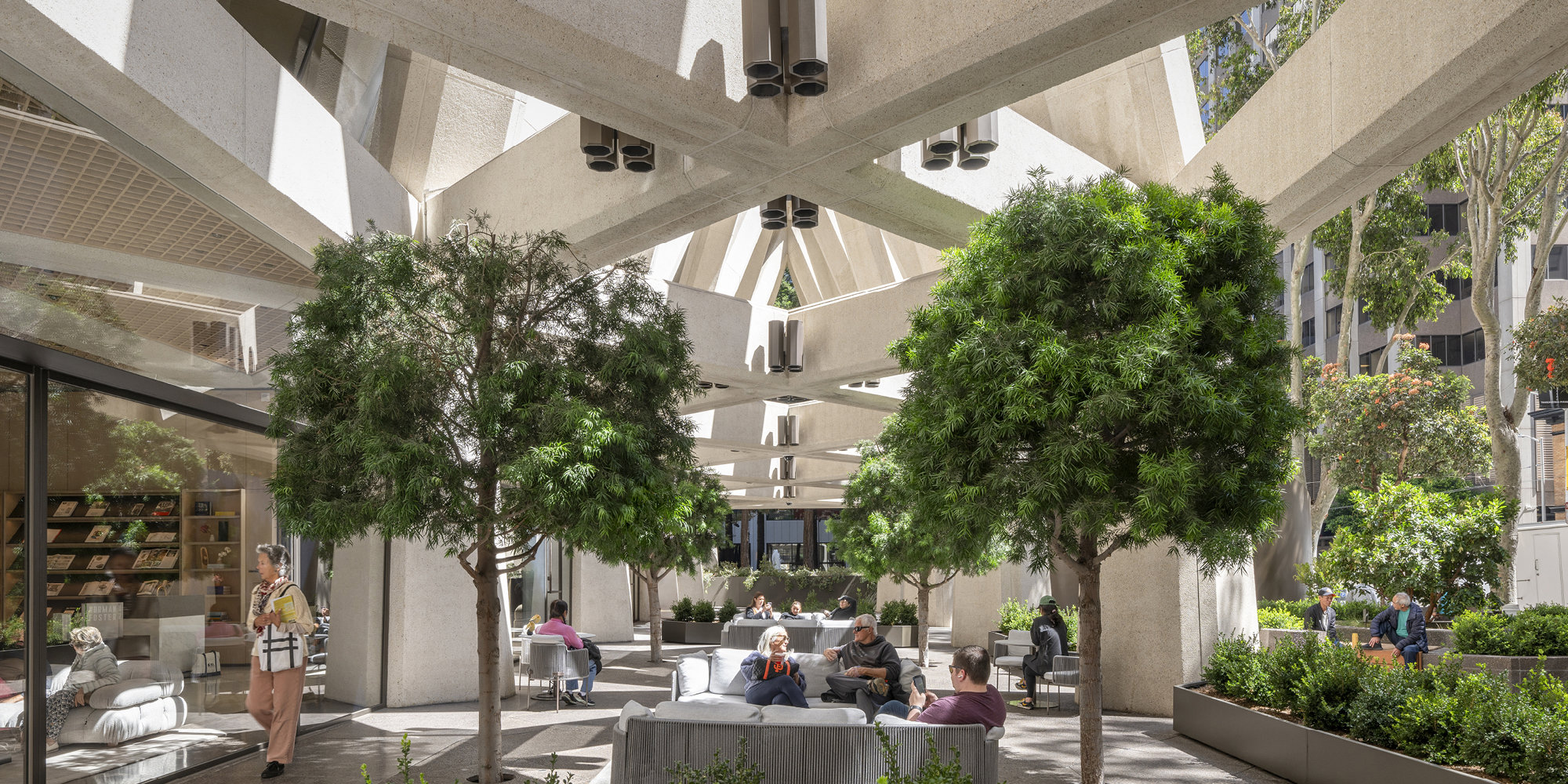 Transamerica Pyramid Center