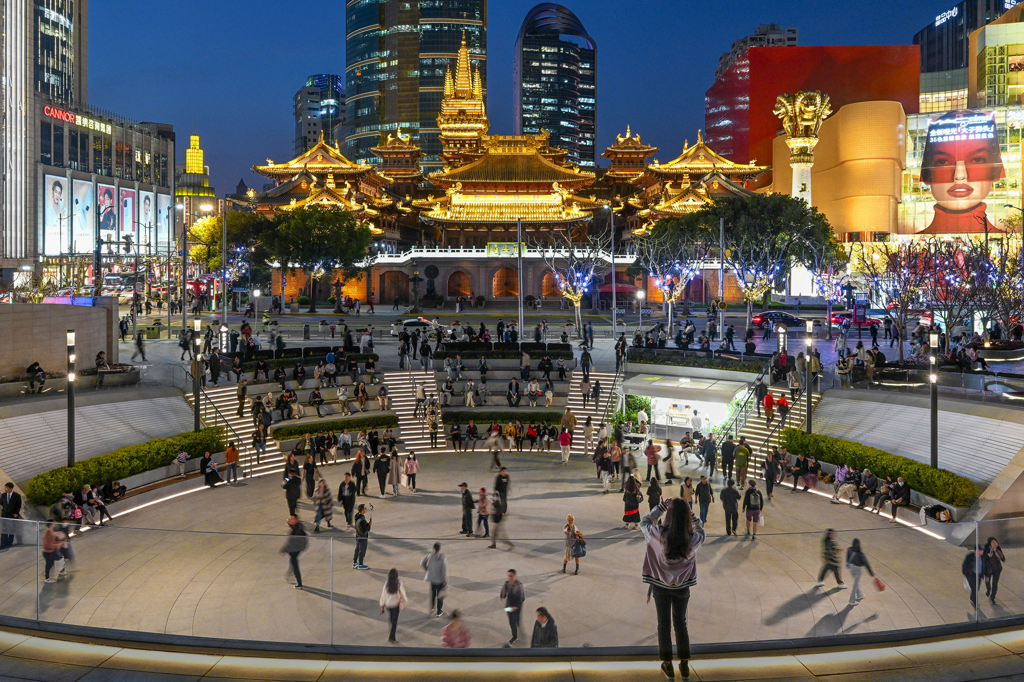 Apple Opens New Store At The Heart Of Shanghai’s Jing'an District