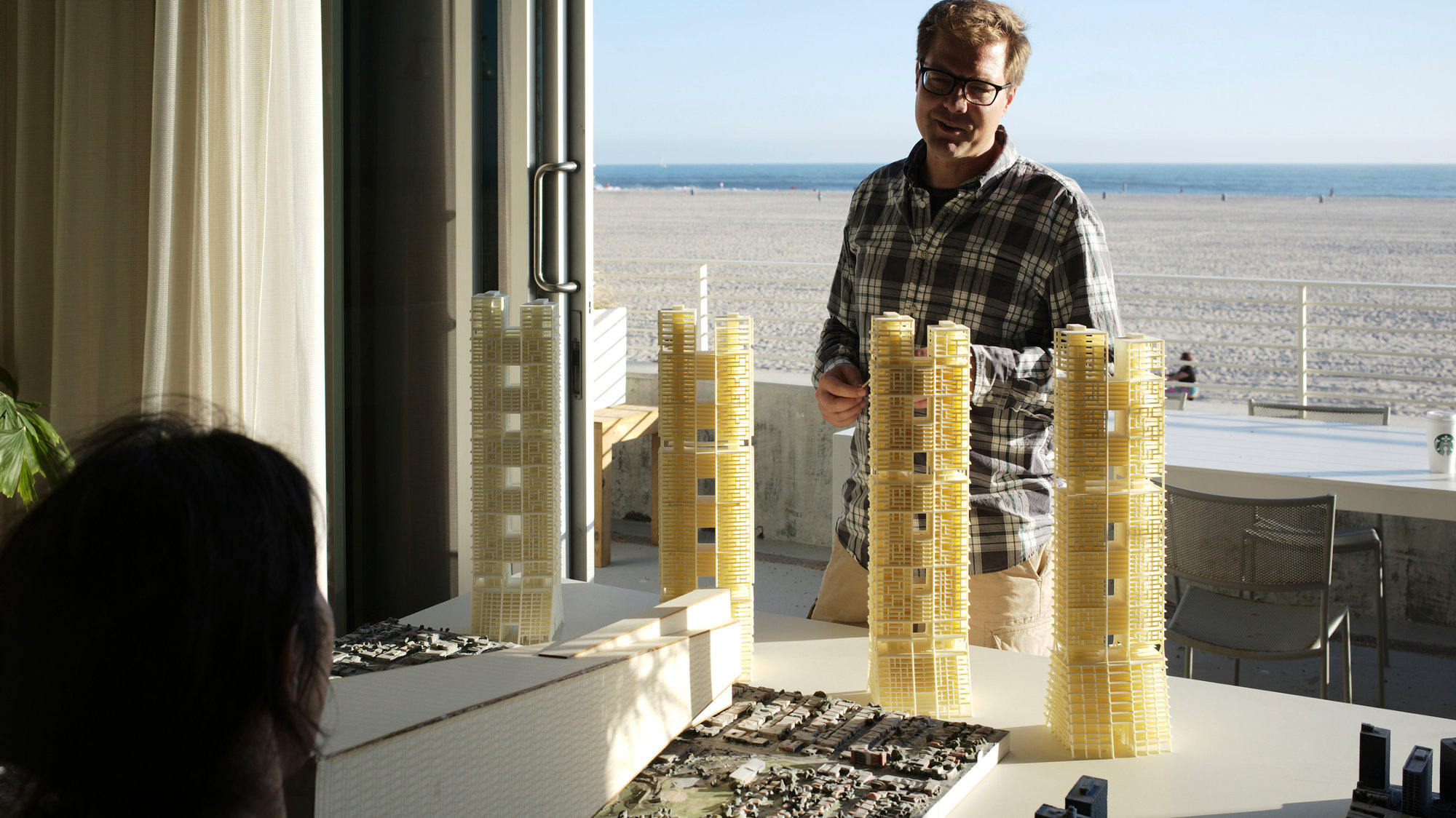 Foster + Partners Opens Oceanfront Los Angeles Studio