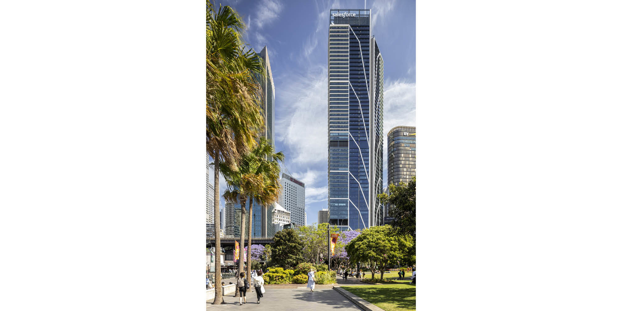 Salesforce Tower Wins International Property Award