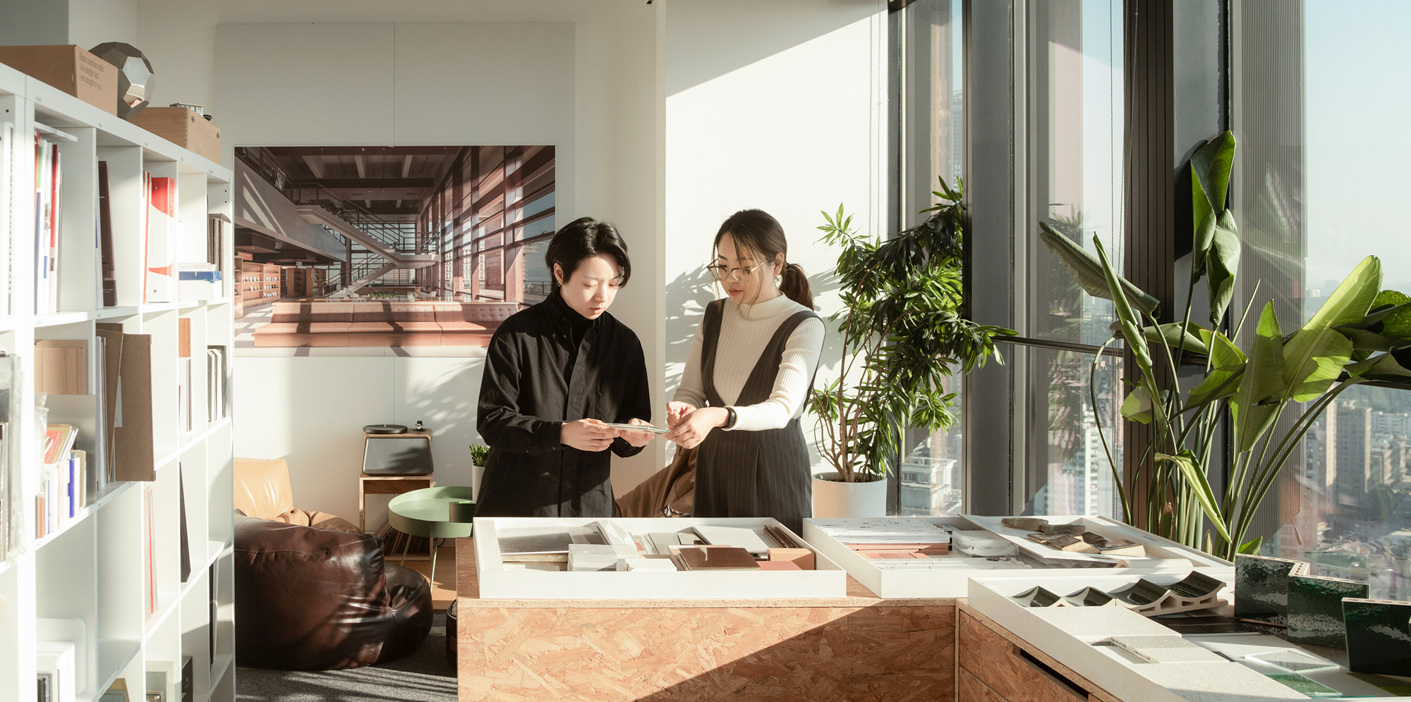 A Waterfront Studio On The Historic Bund, Shanghai