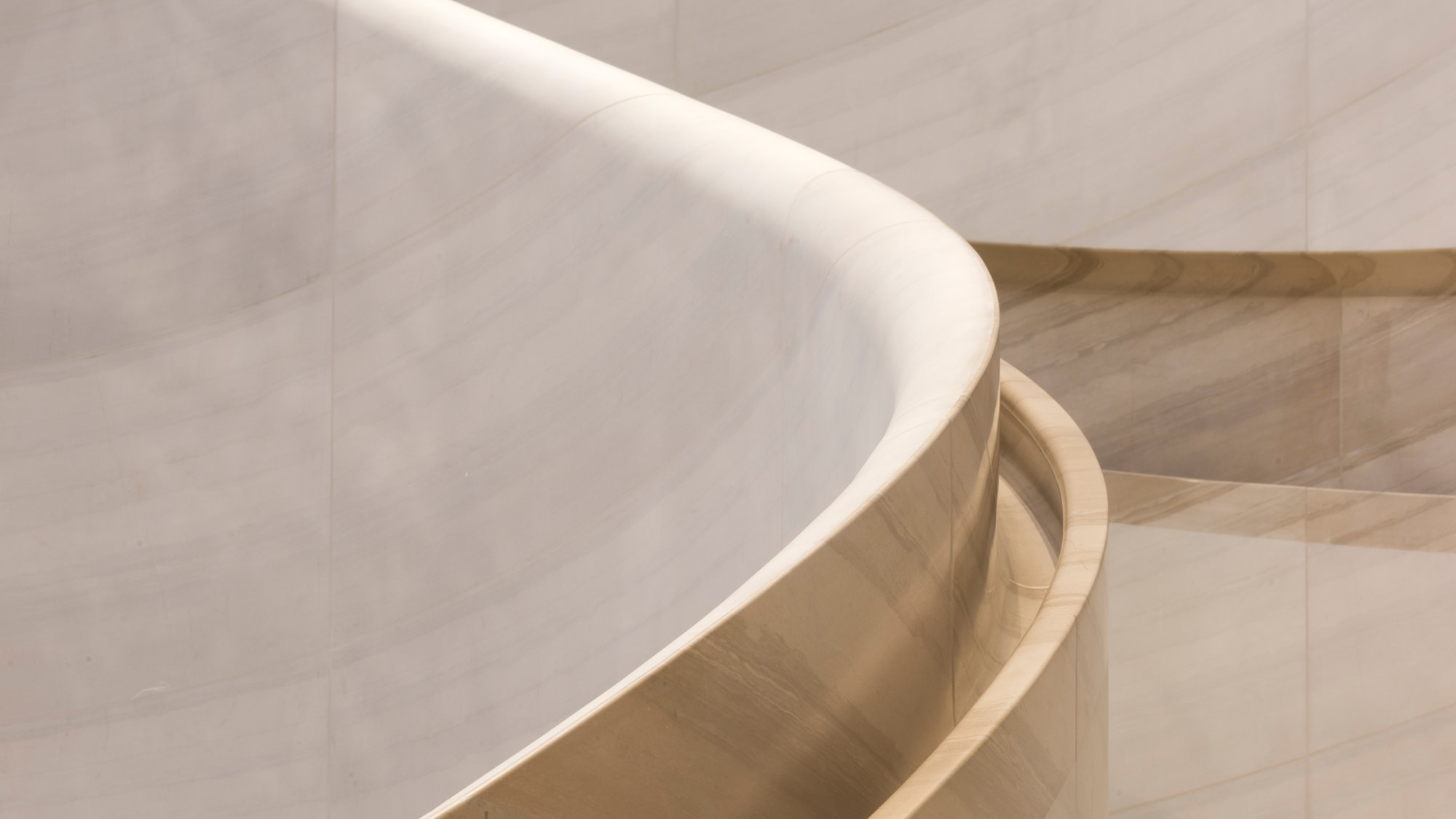 Apple Orchard Road – The First Apple Flagship In Singapore Opens