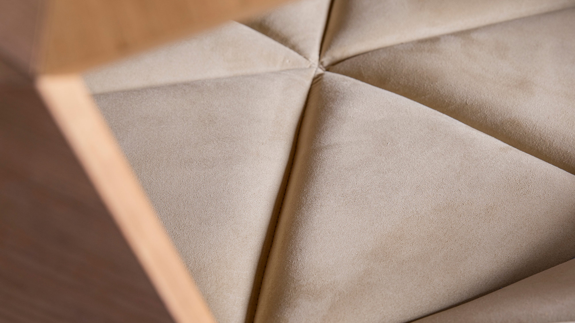 Foster + Partners Designs Dome-home Dog Kennel For Goodwood