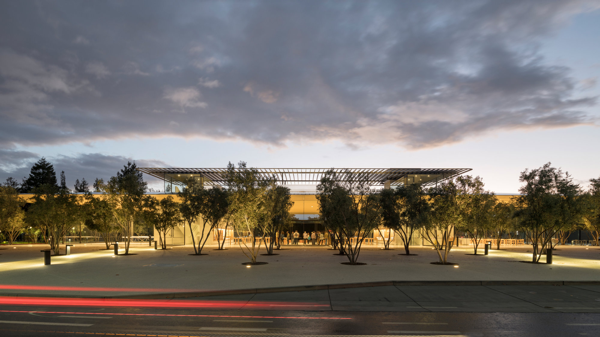 Apple Park Visitor Center Opens To The Public