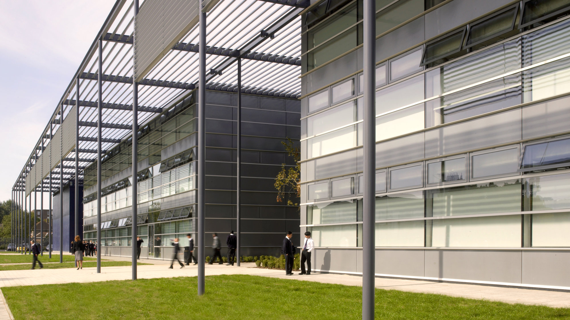 London Academy, Edgware Opens