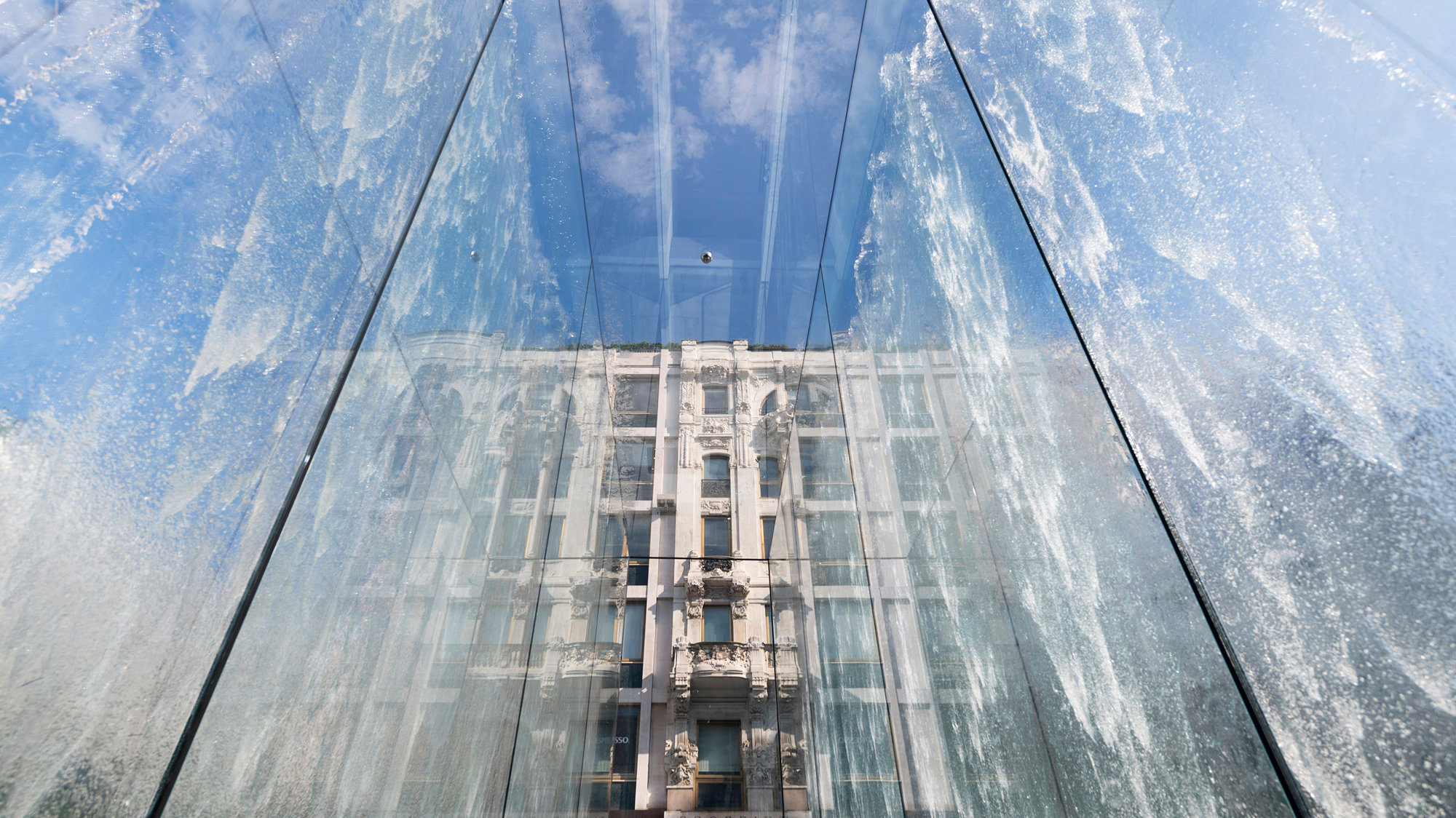 Apple Opens Milan’s Newest Public Square