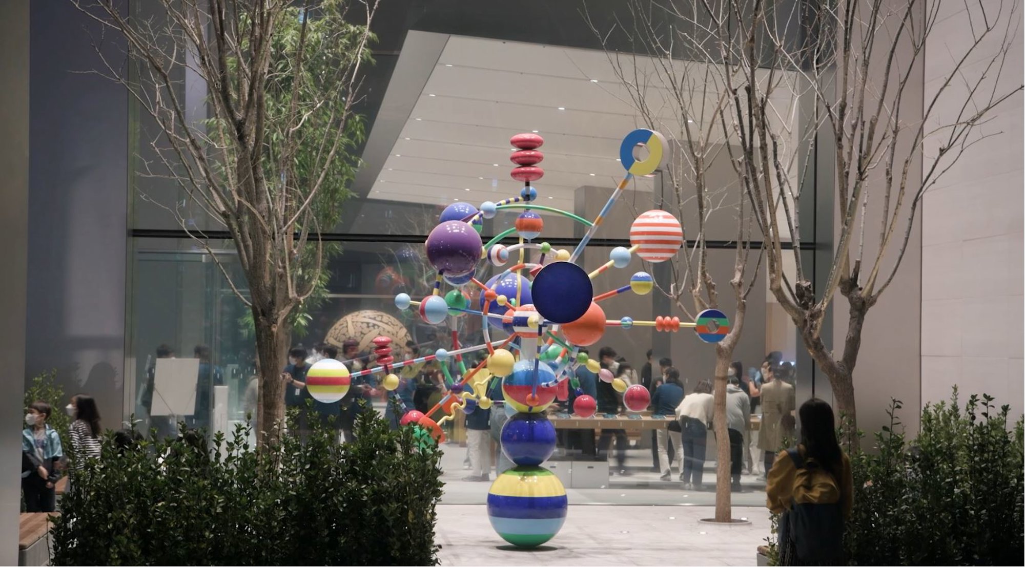 Seoul’s Apple Myeongdong Opens To The Public