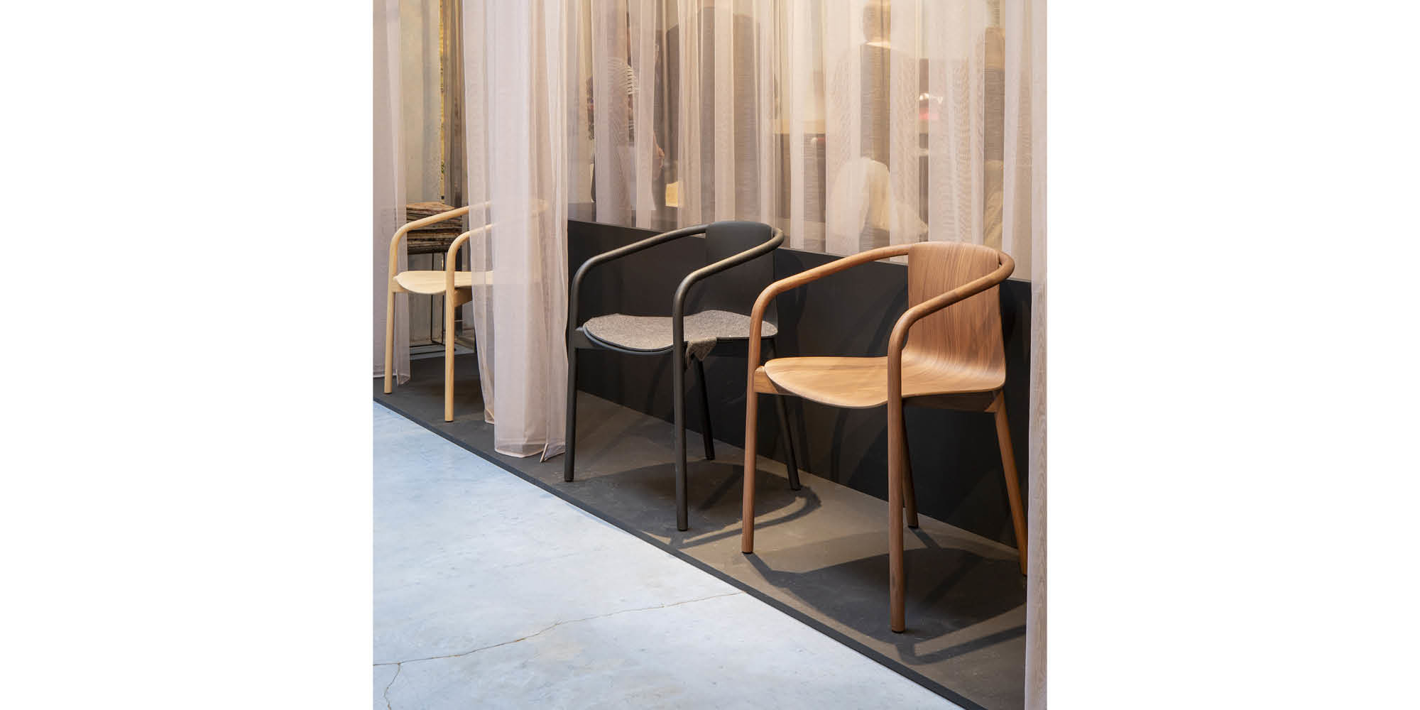 Foster + Partners Industrial Design Launches New Chair With Walter Knoll