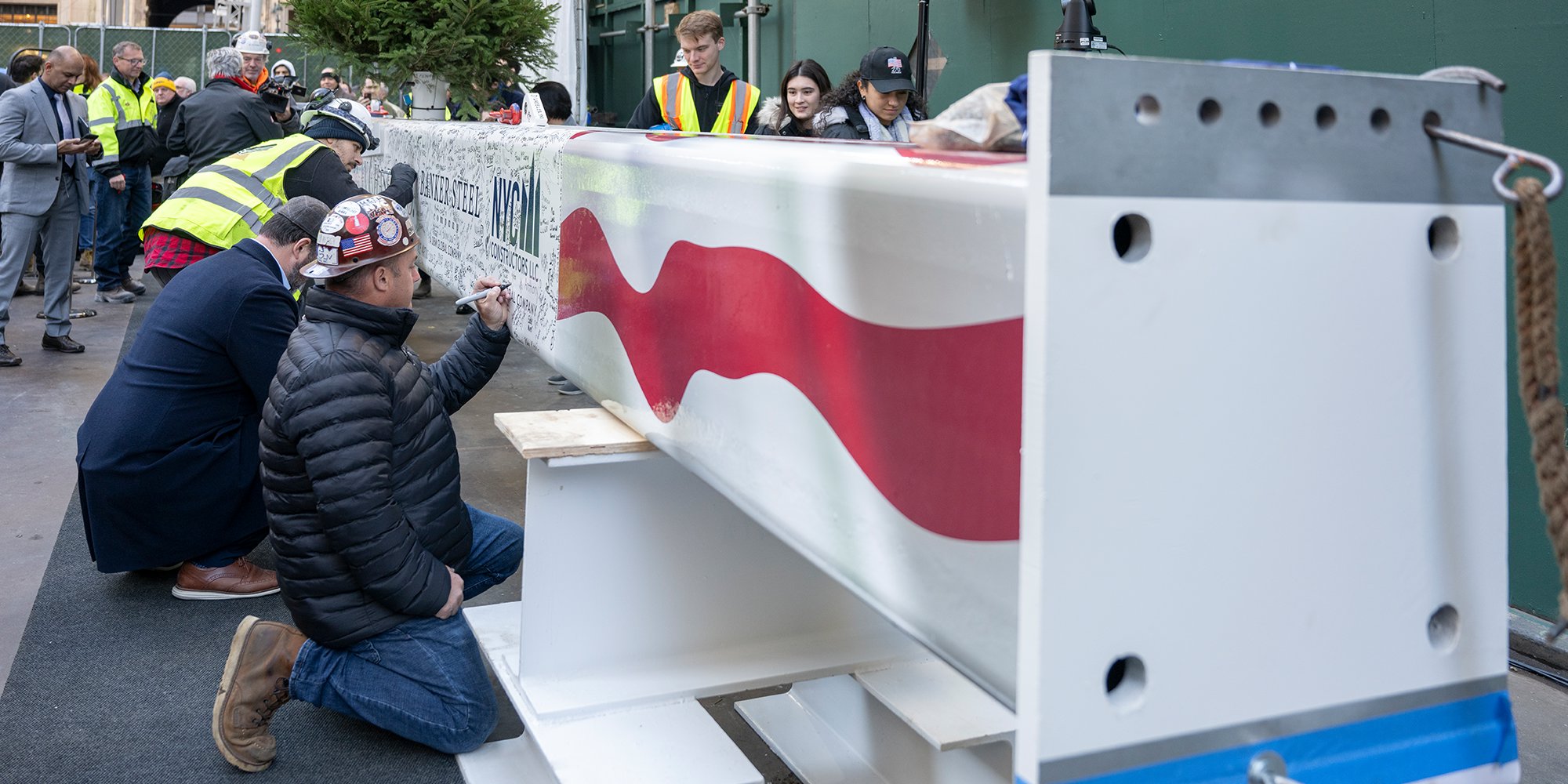 Jpmorgan Chase’s New Global Headquarters At 270 Park Avenue Tops Out