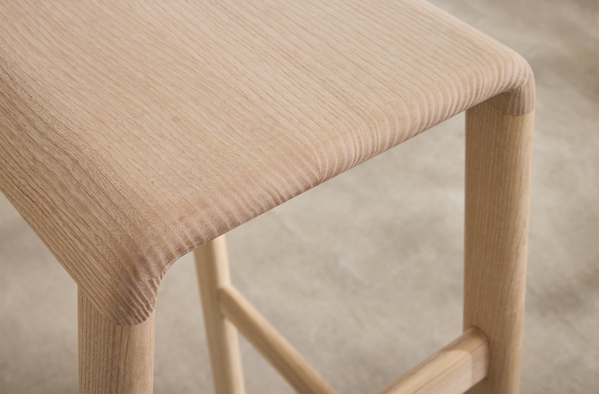 Foster + Partners Unveils New Furniture Range For Agile Working