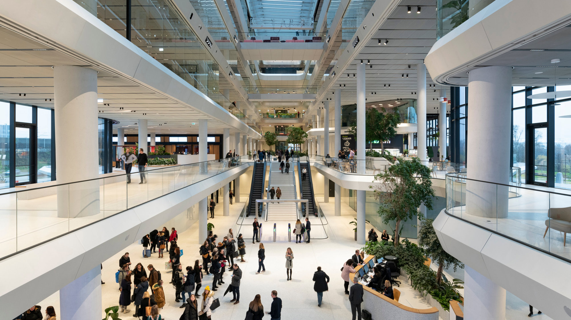 Foster + Partners Completes New Sustainable Headquarters For Mol Group In Budapest