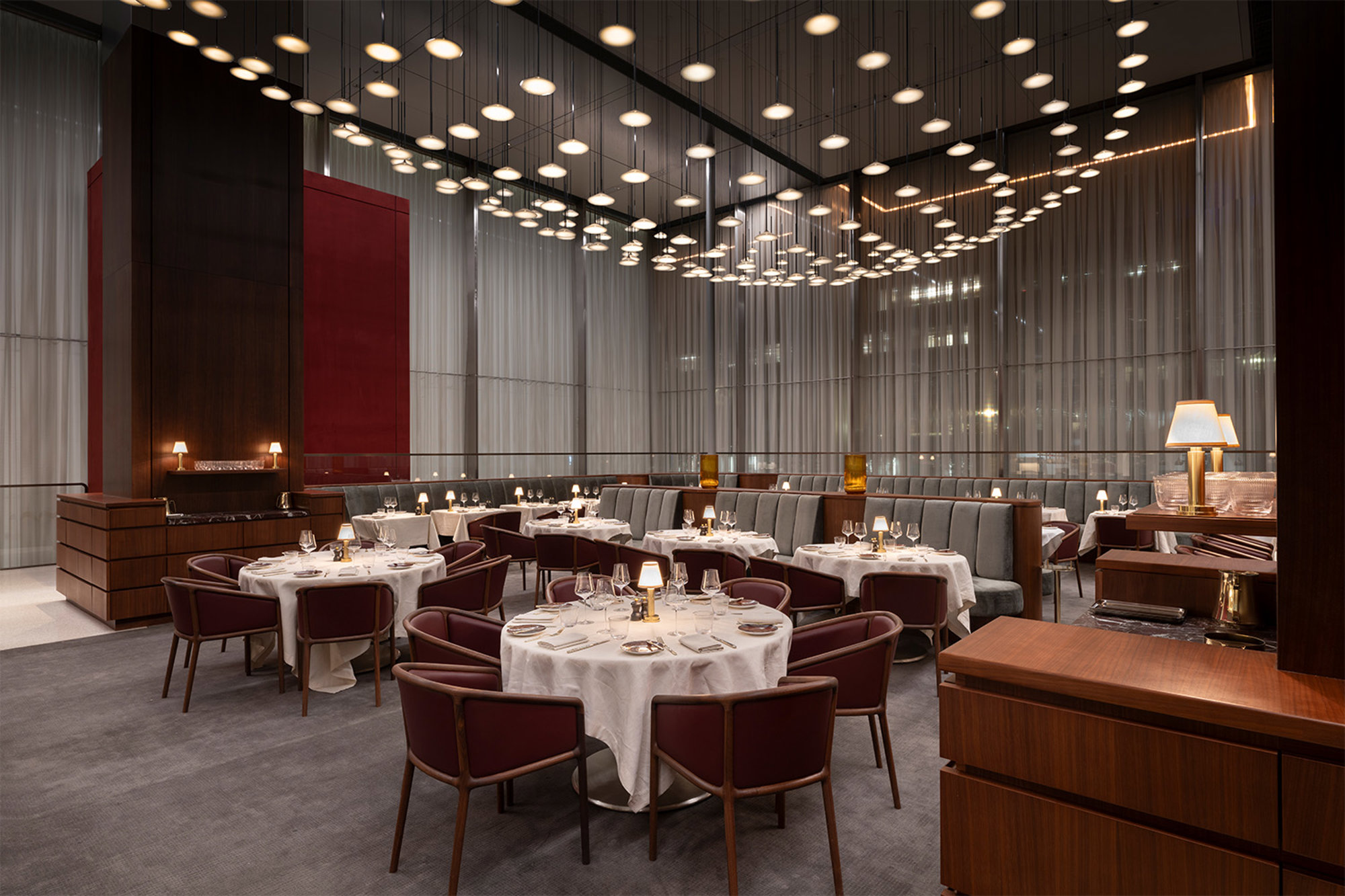 Foster + Partners Designed Restaurant Opens At The Base Of 425 Park Avenue