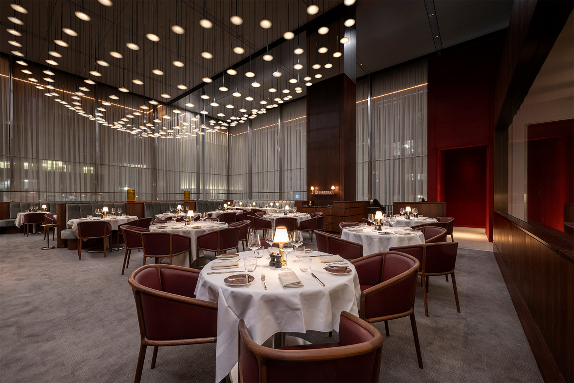 Foster + Partners Designed Restaurant Opens At The Base Of 425 Park Avenue