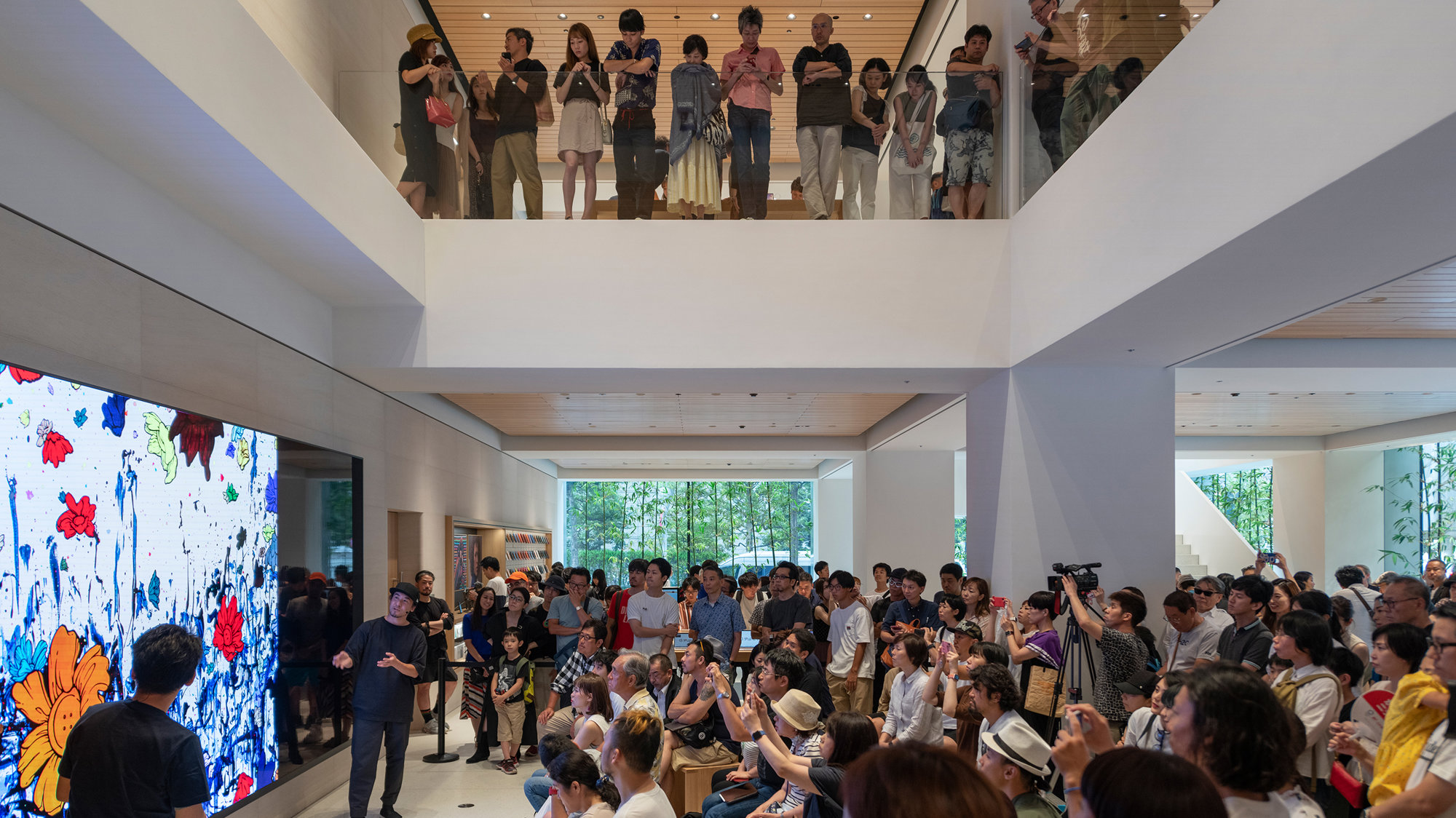 Apple Marunouchi Creates A Restrained Presence In The Heart Of Tokyo