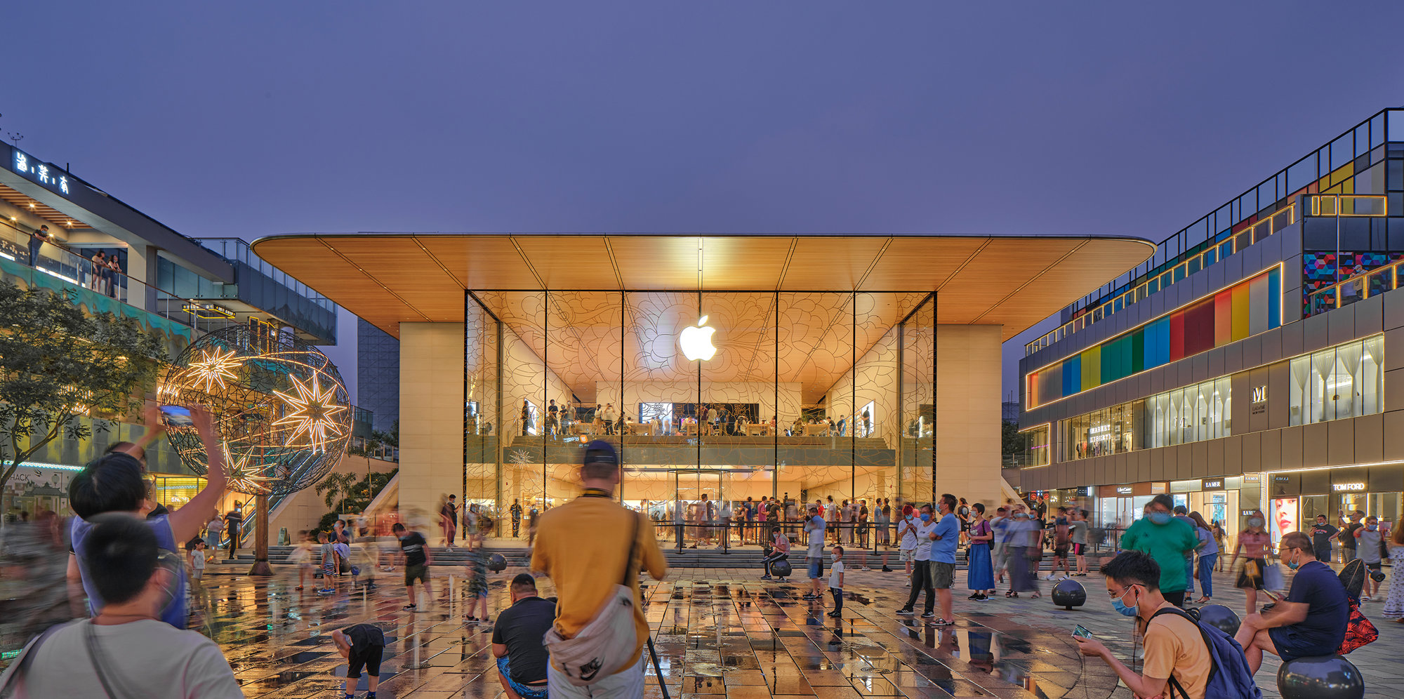Reimagined Apple Sanlitun Opens As New Social Focus In Beijing