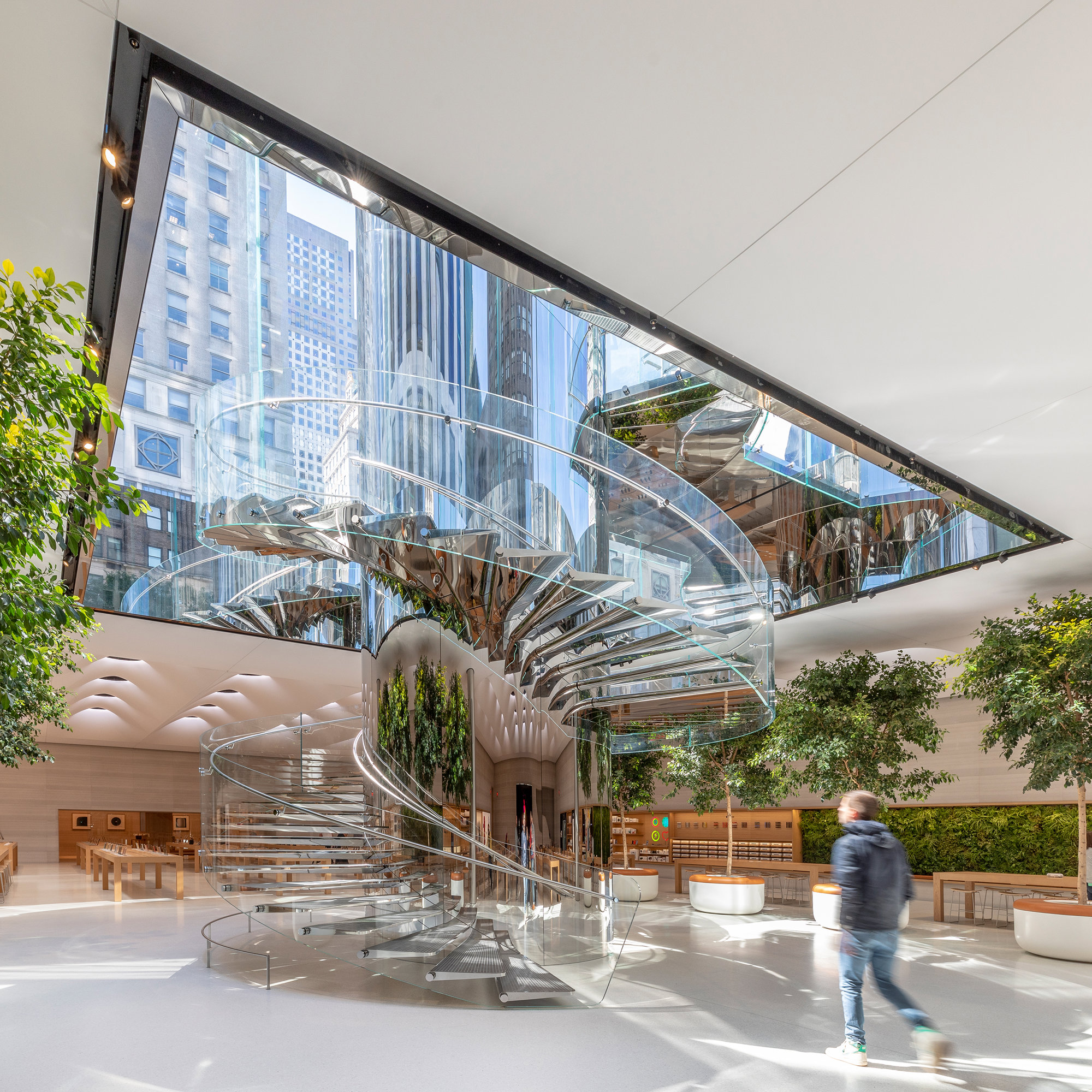 Iconic Apple Fifth Avenue Blends History, Placemaking And Innovation