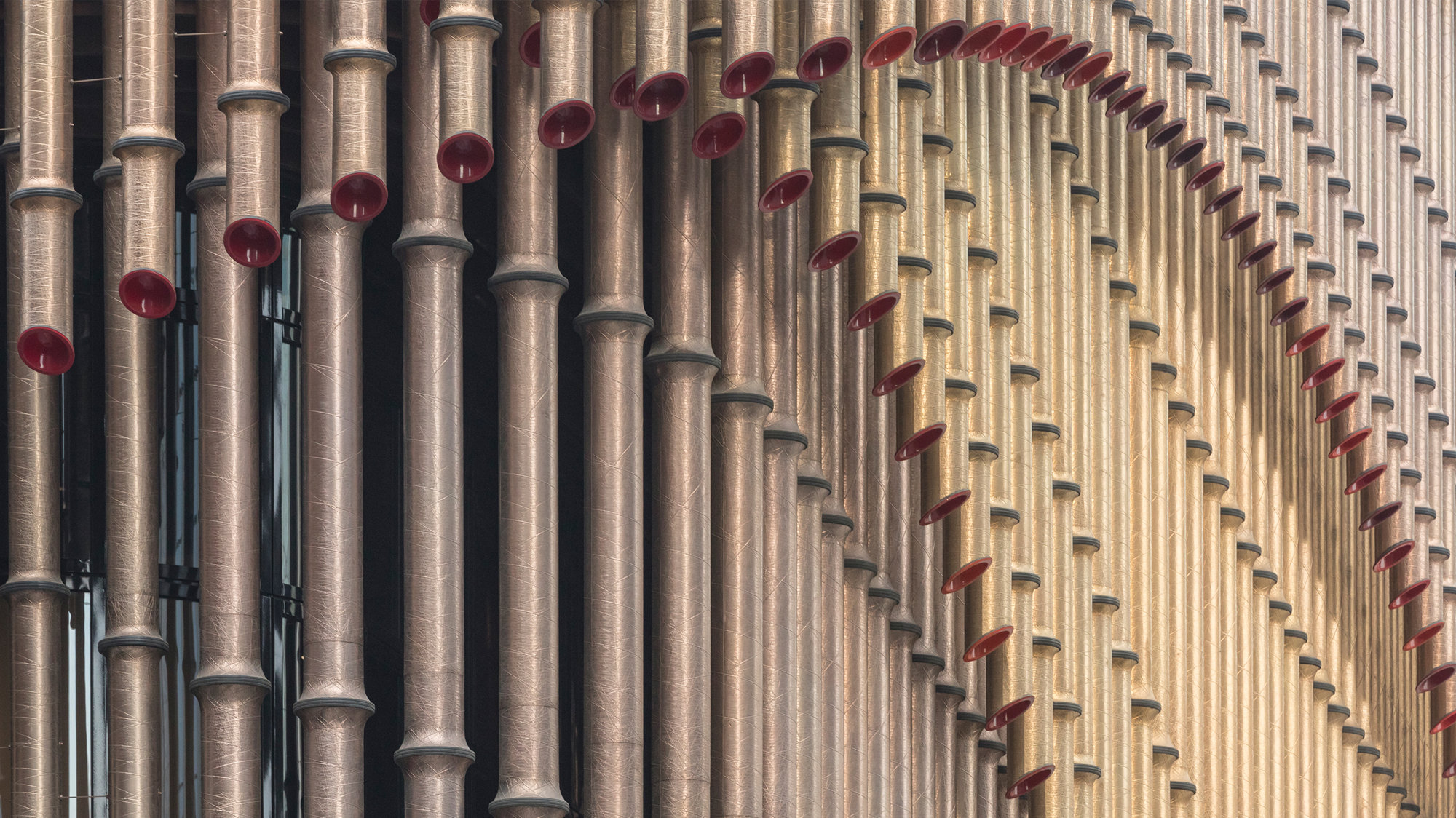 Shanghai Waterfront Gets An Upgrade With Foster + Partners And Heatherwick Studio’s New Bund Finance Center