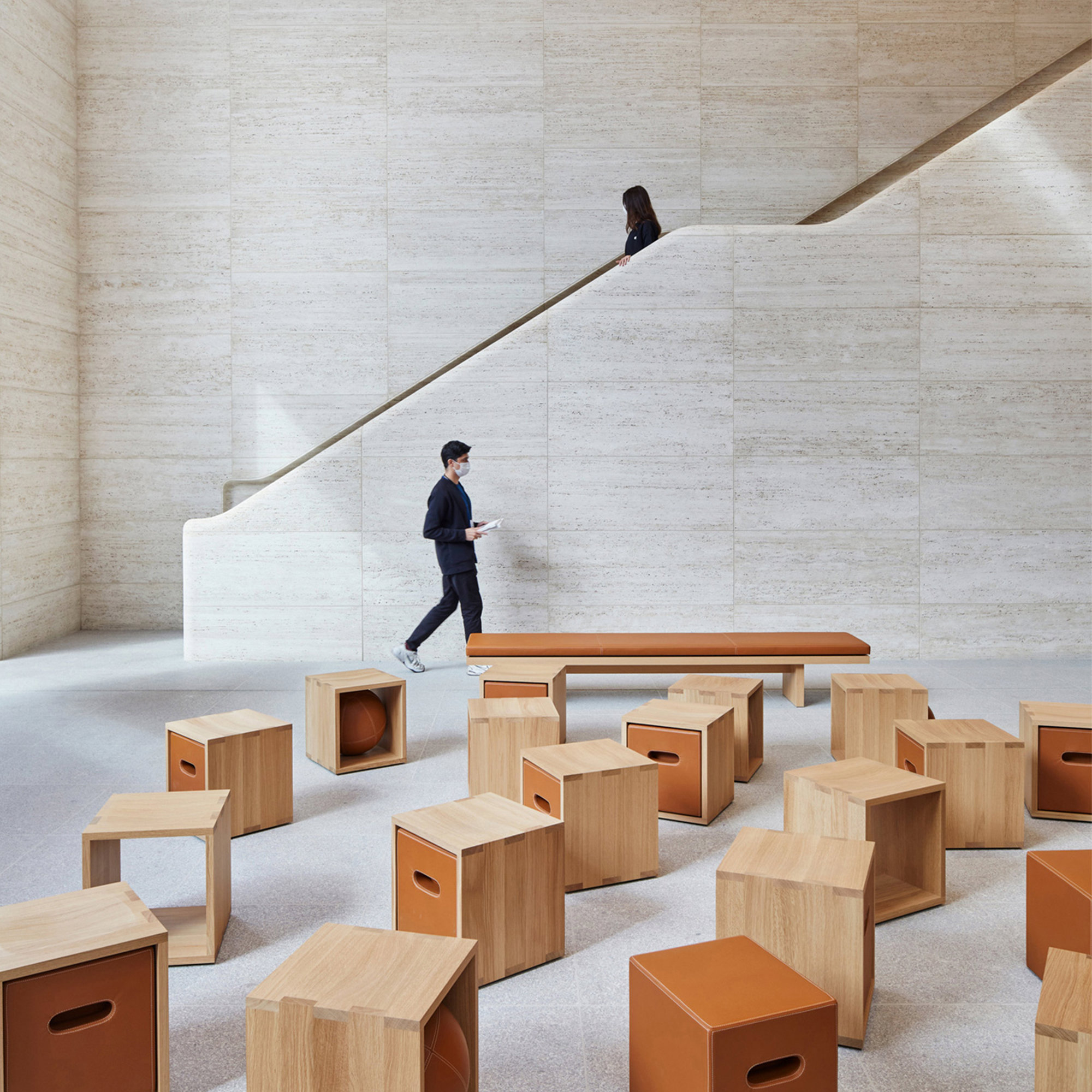 Istanbul’s Apple Bagdat Caddesi Opens