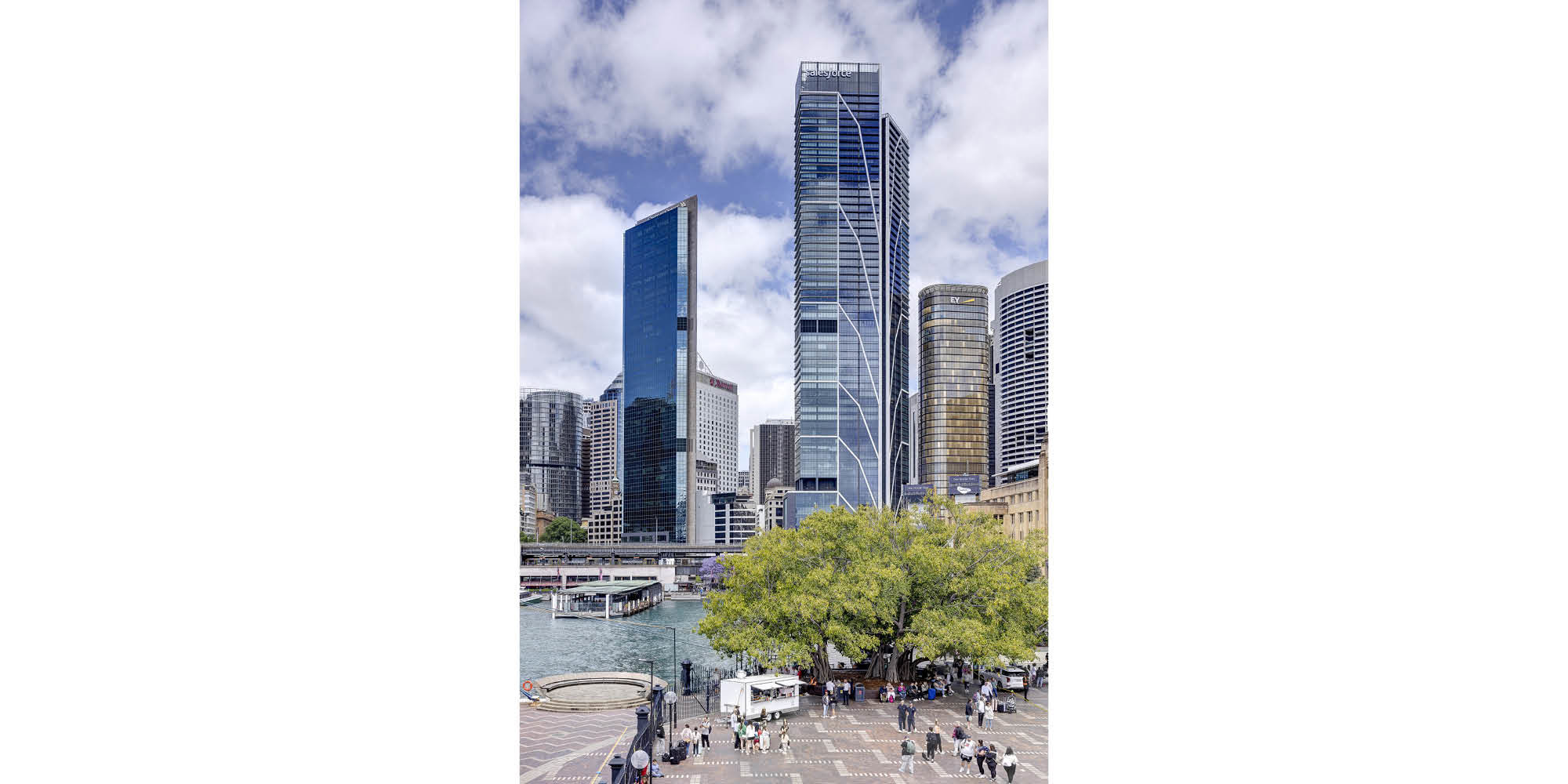 Salesforce Tower Wins International Property Award