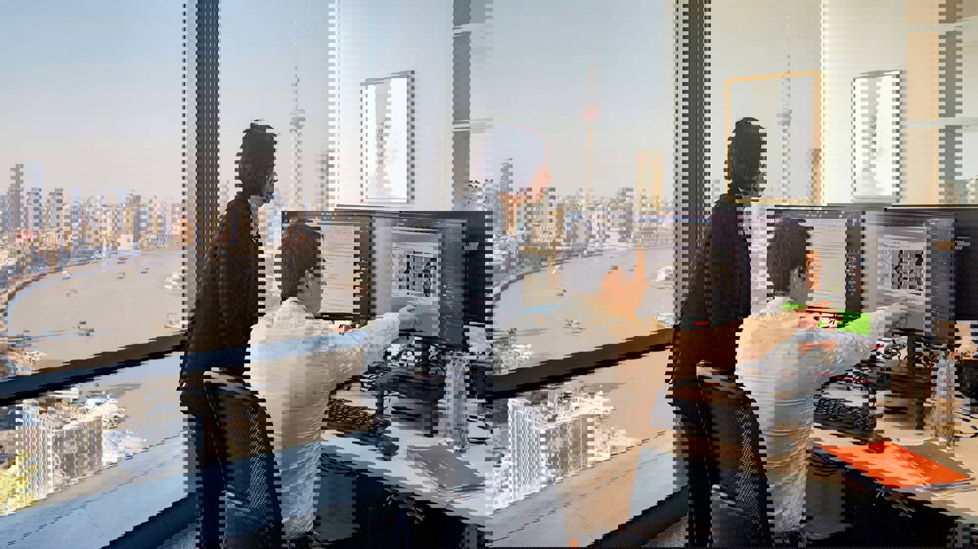 A Waterfront Studio On The Historic Bund, Shanghai