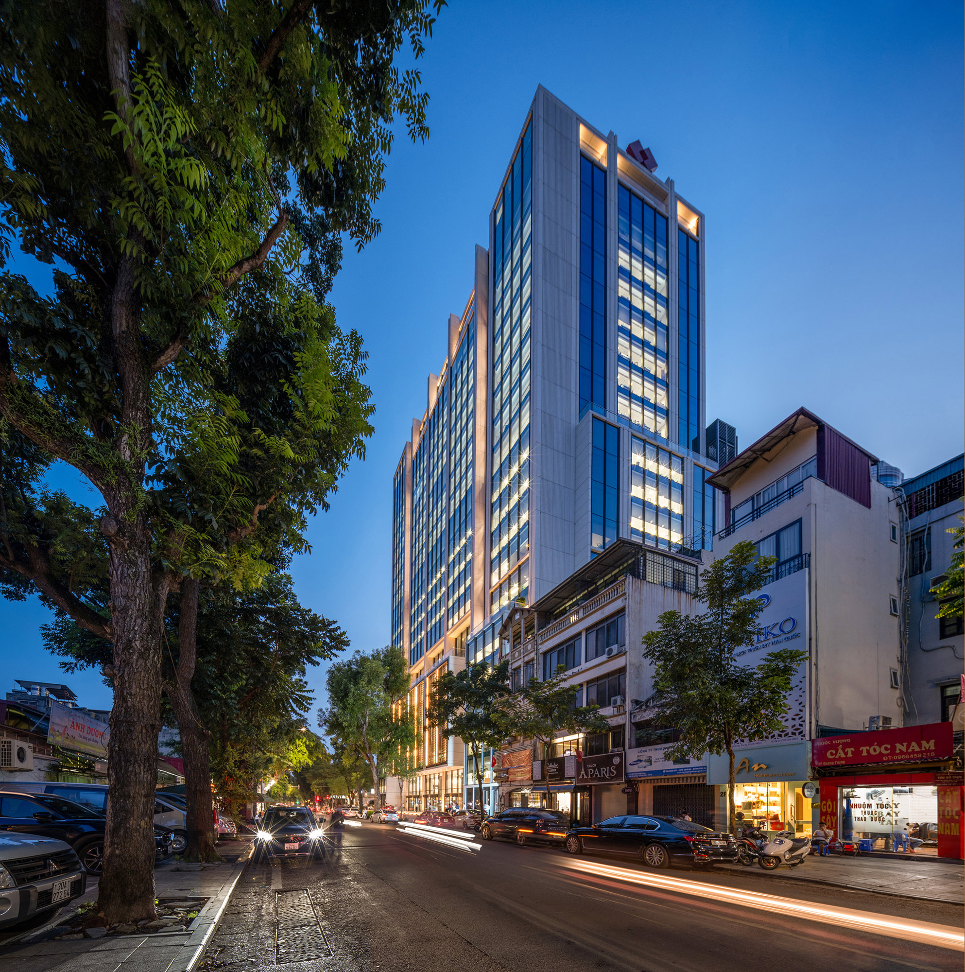 Foster + Partners Completes New Hanoi Hq For Techcombank