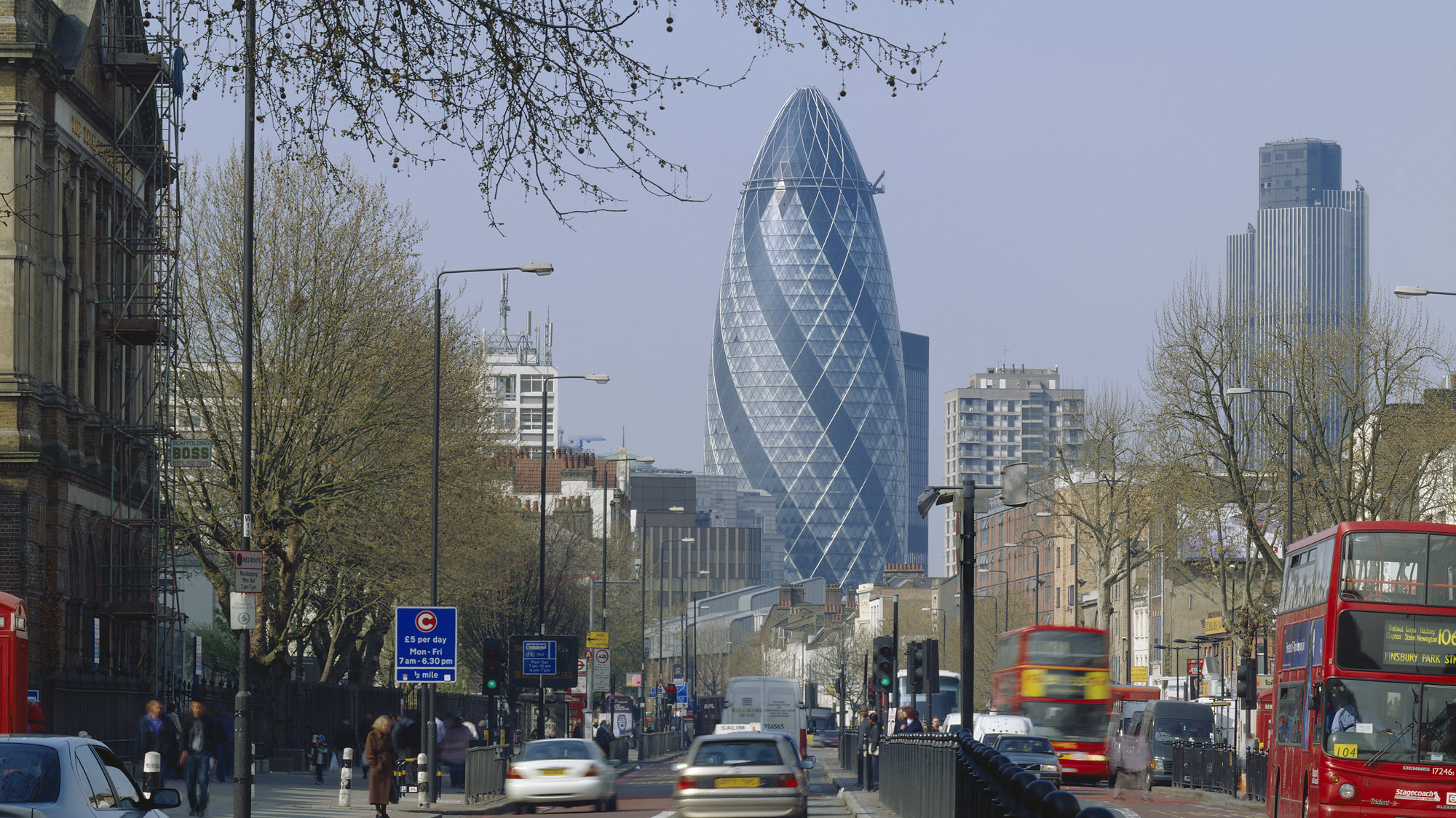 30 St Mary Axe Wins The 2004 Stirling Prize