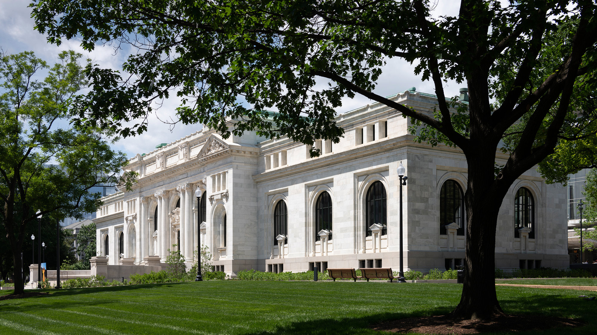 Apple Carnegie Library Breathes New Life Into A Much-loved City Icon