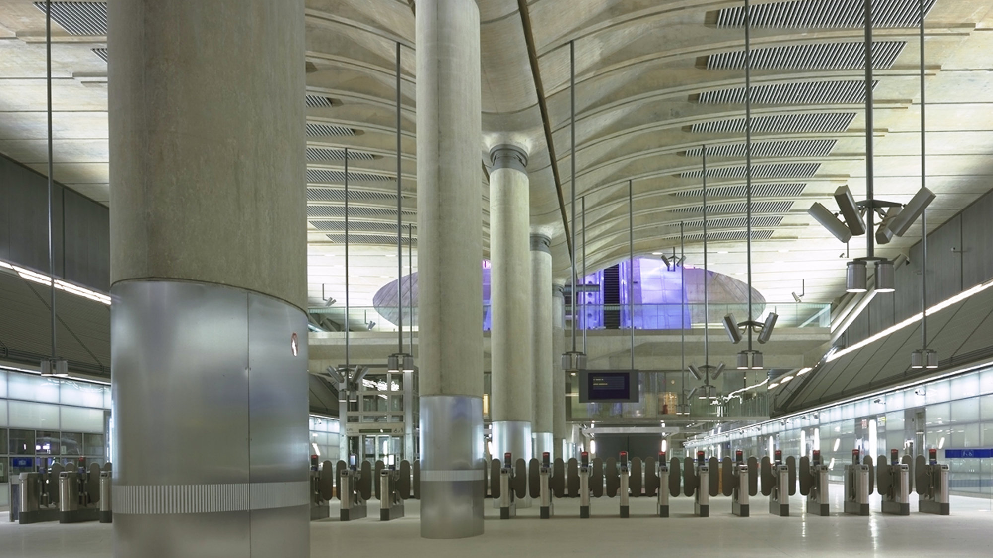 Jubilee Line Extension - Canary Wharf Station