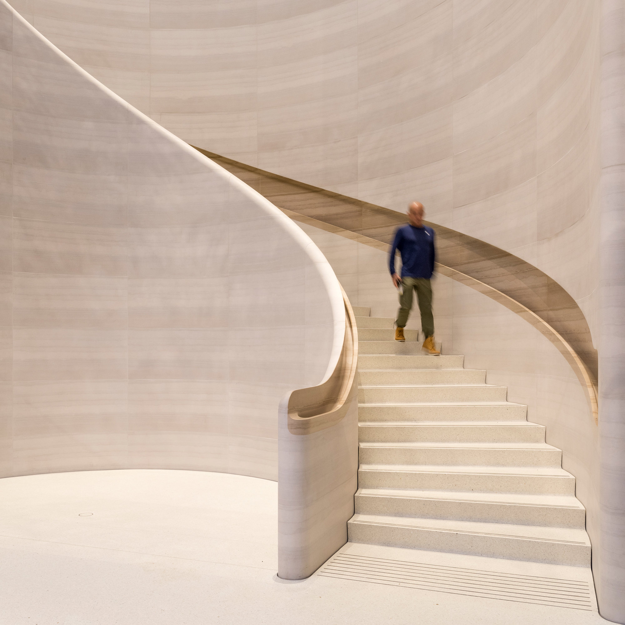 Apple Orchard Road – The First Apple Flagship In Singapore Opens